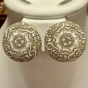 Vintage Intricately Carved Large Round Clip on Earrings
